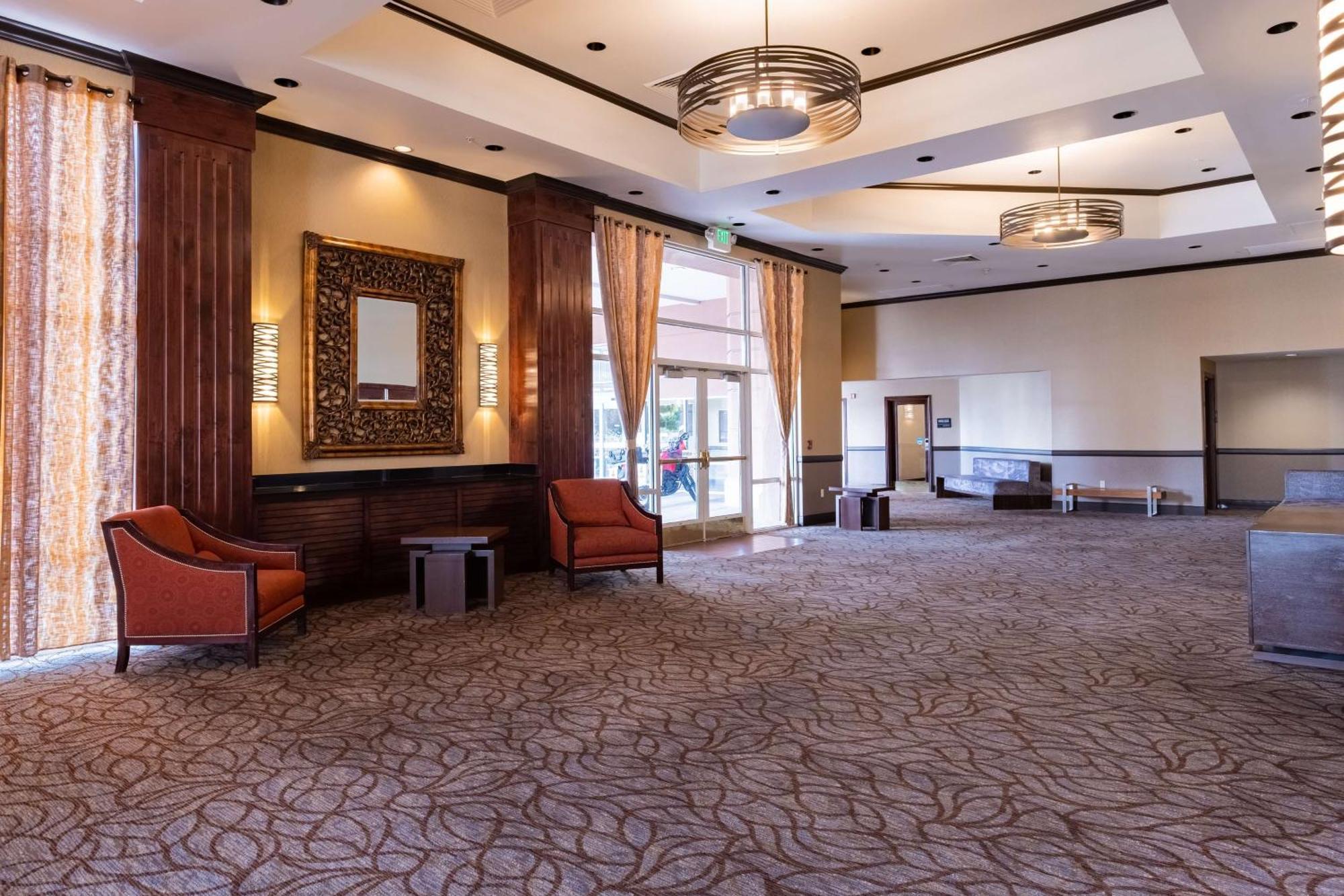 Hampton Inn & Suites Salt Lake City Airport Exterior foto